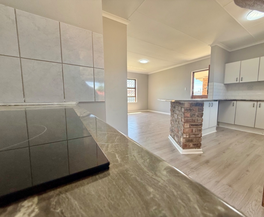 4 Bedroom Property for Sale in Bluewater Bay Eastern Cape